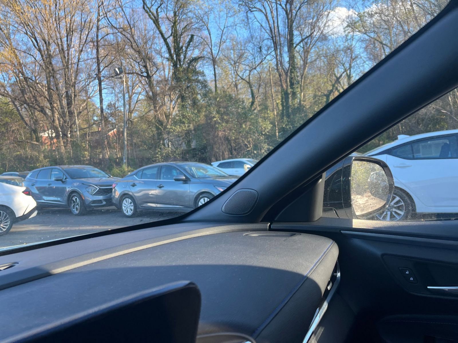 Used 2025 Buick Envista Sport Touring image 34