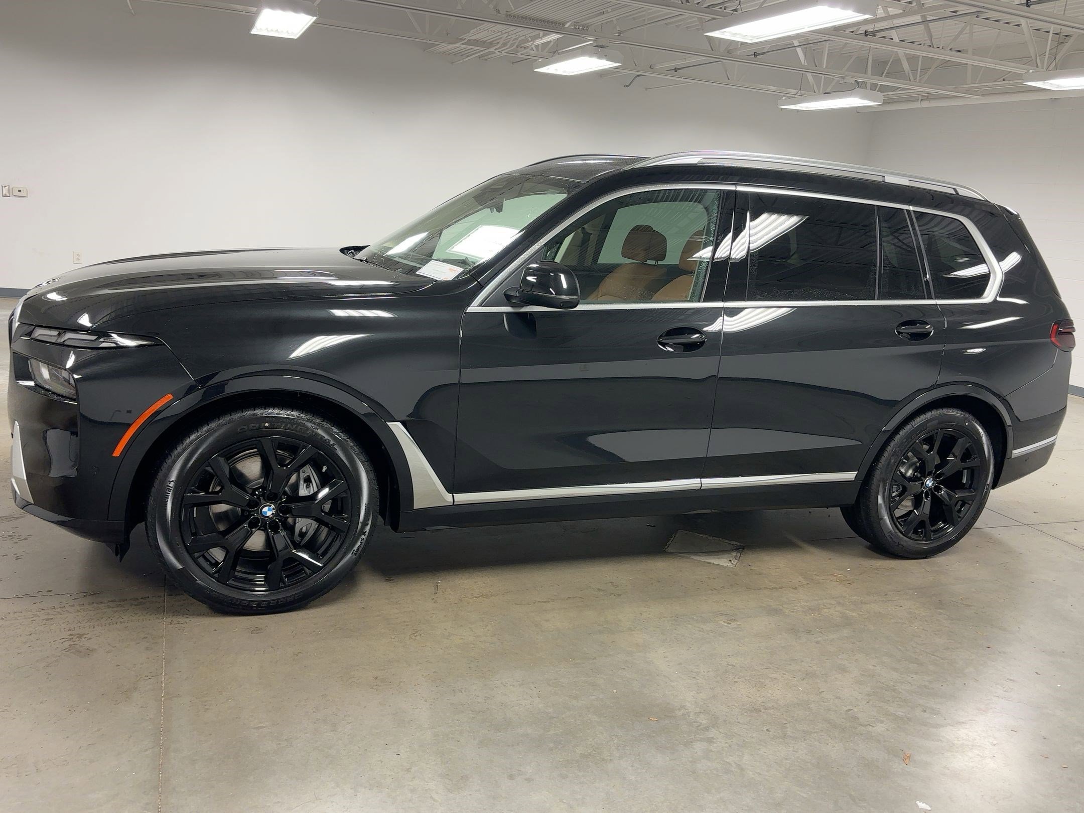 New 2026 BMW X7 xDrive40i w/ Premium Package image 2