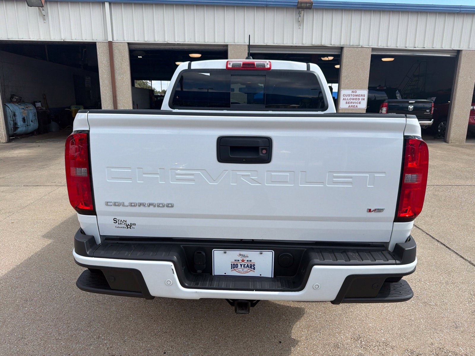 Used 2021 Chevrolet Colorado Z71 AWD/4WD image 4