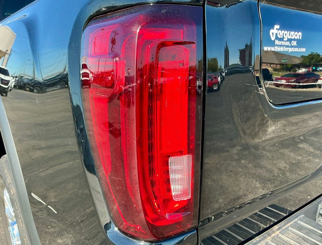 Used 2022 GMC Sierra 3500 Denali w/ Denali Ultimate Package image 14