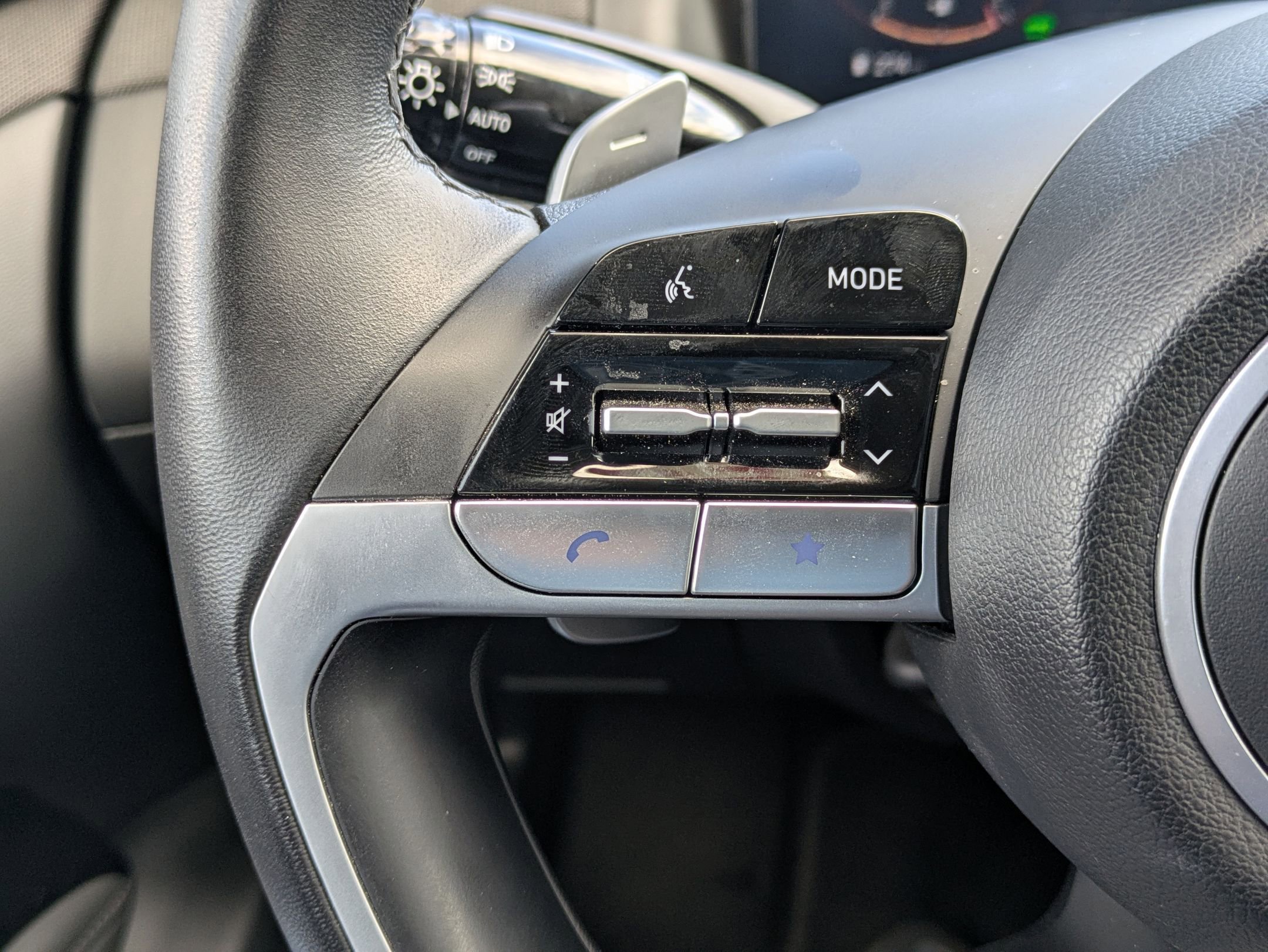 Certified 2024 Hyundai Tucson Limited image 25