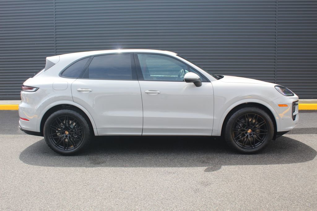 New 2026 Porsche Cayenne image 9