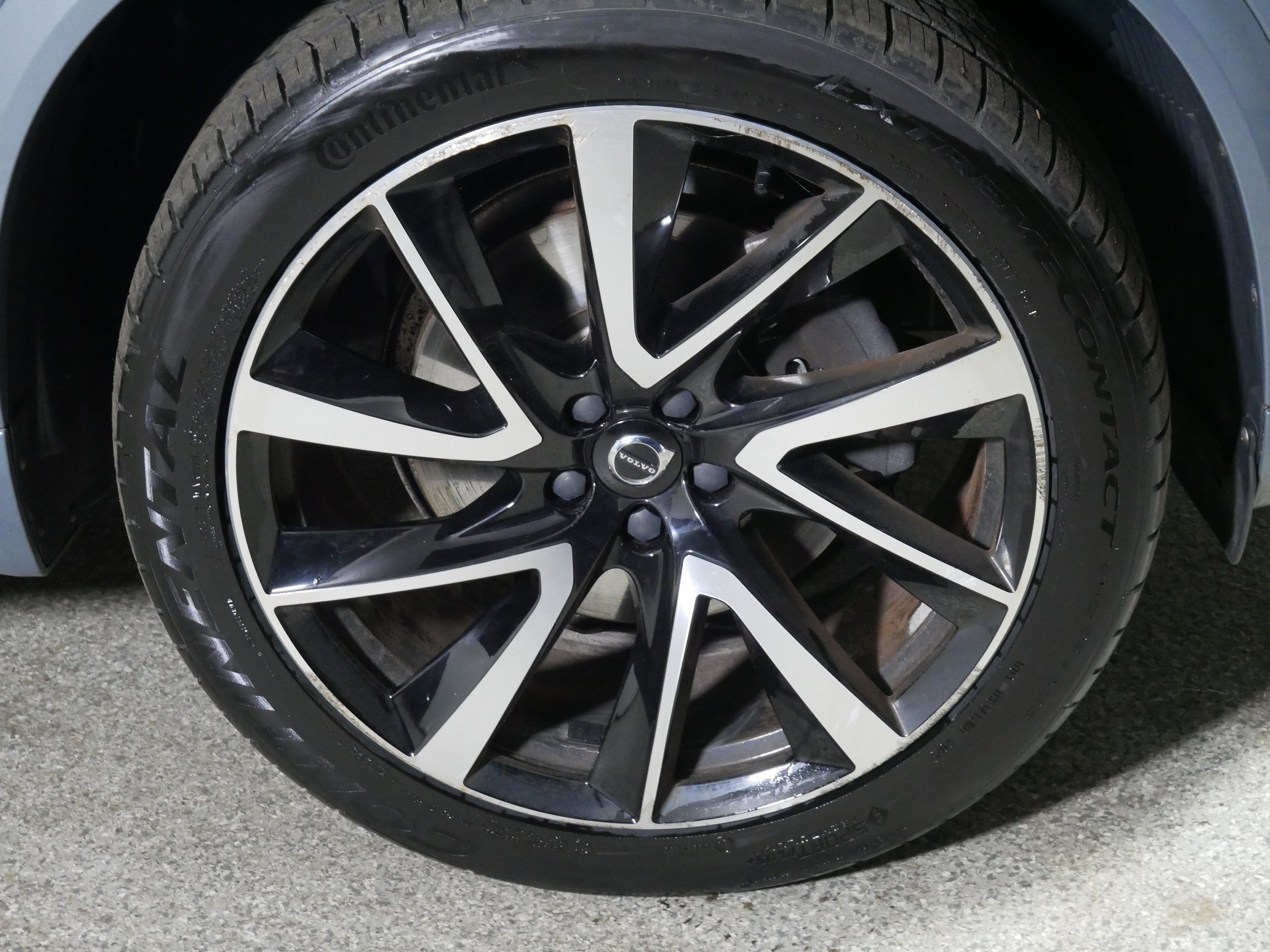 Used 2020 Volvo XC90 T6 Momentum image 15