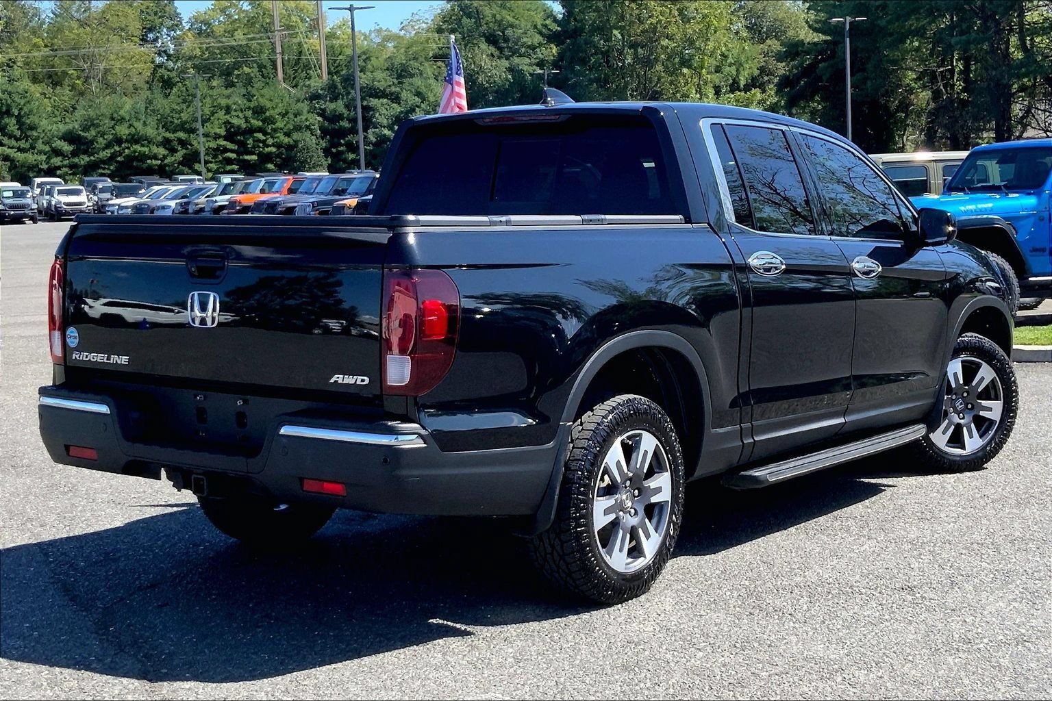 Used 2017 Honda Ridgeline RTL-E image 10