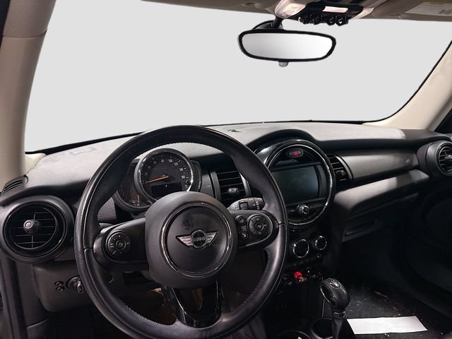 Used 2018 MINI Cooper 2-Door Hardtop FWD image 10