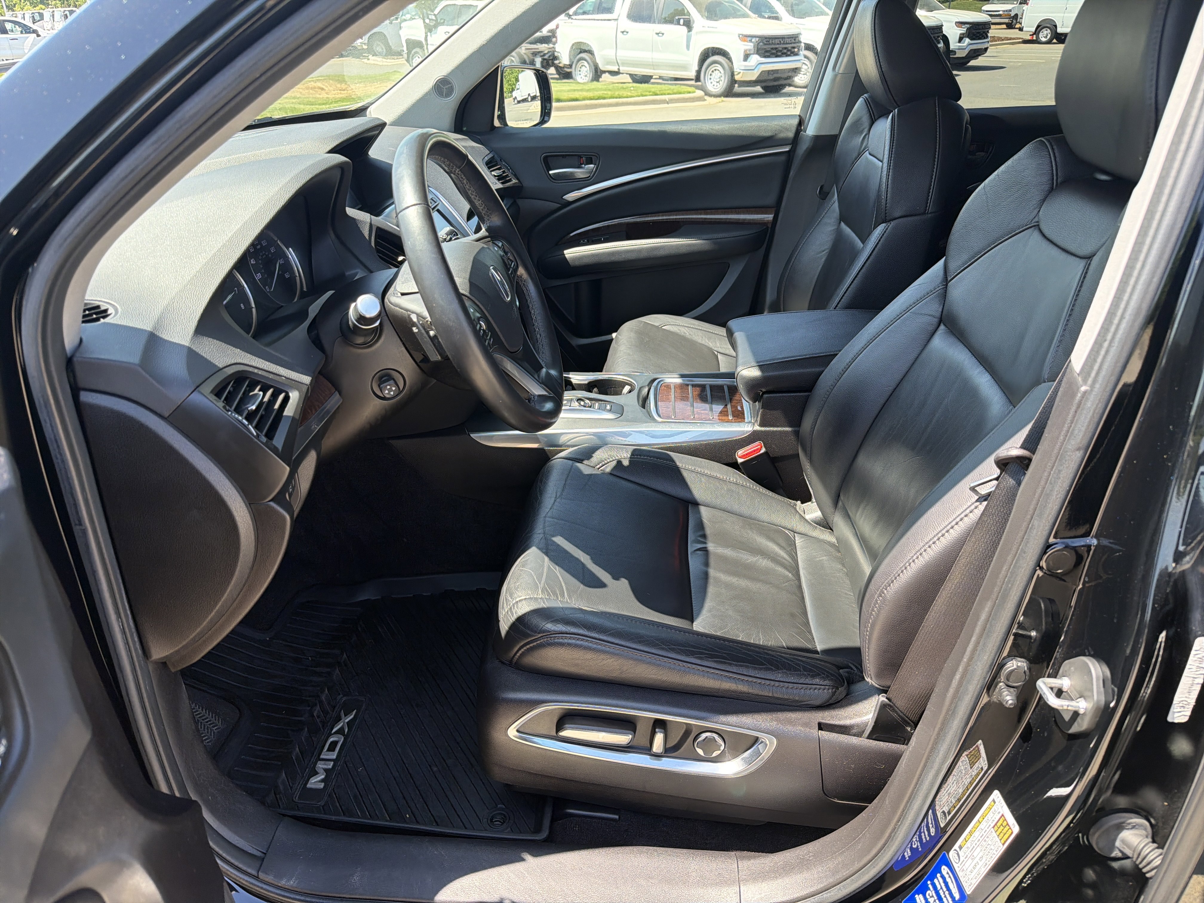 Used 2020 Acura MDX SH-AWD image 10