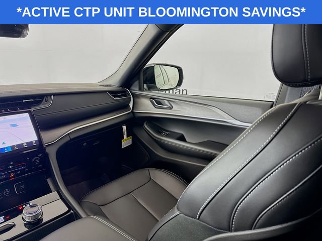 New 2025 Jeep Grand Cherokee L Limited image 24