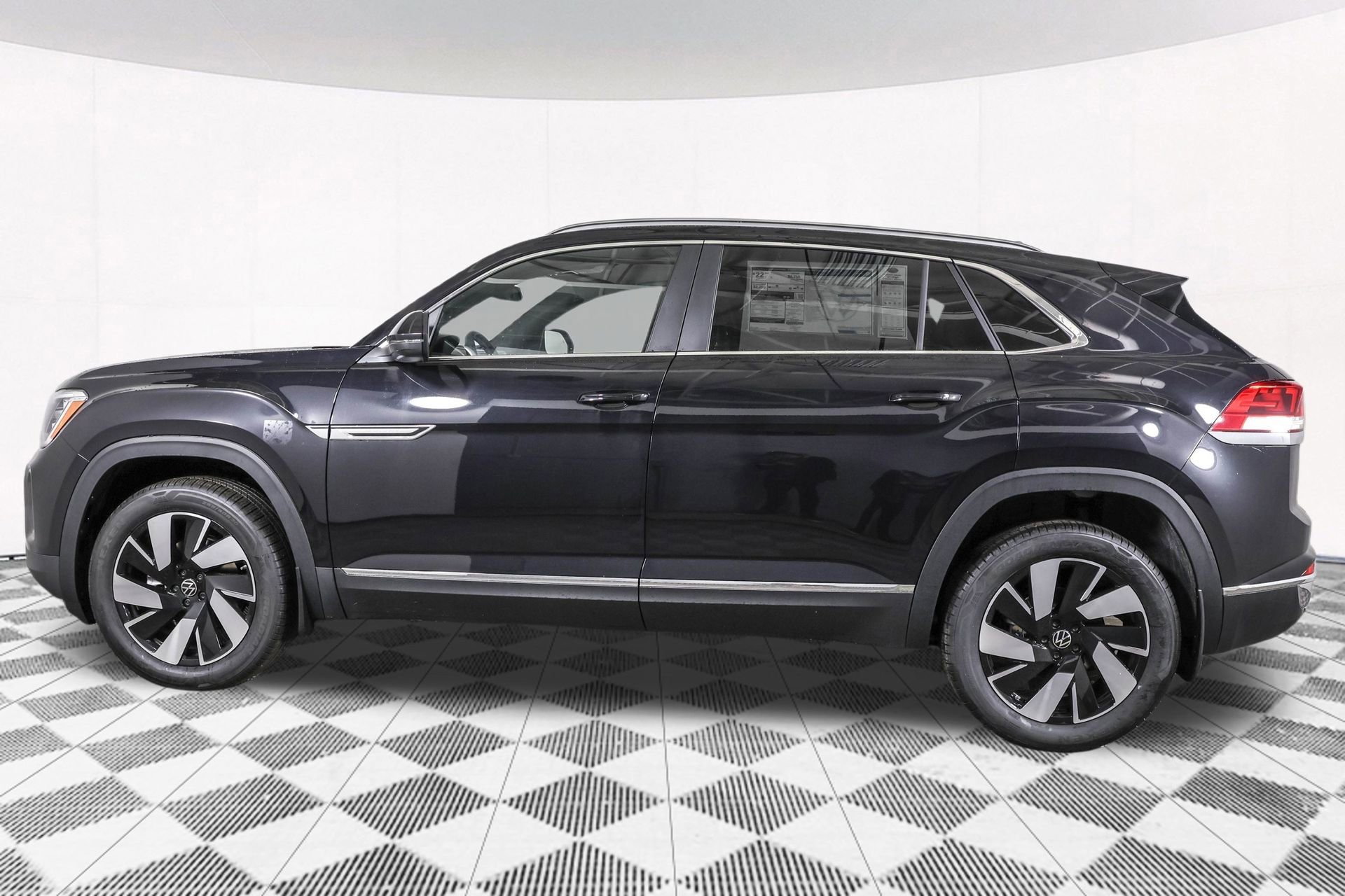 New 2026 Volkswagen Atlas Cross Sport SEL image 17