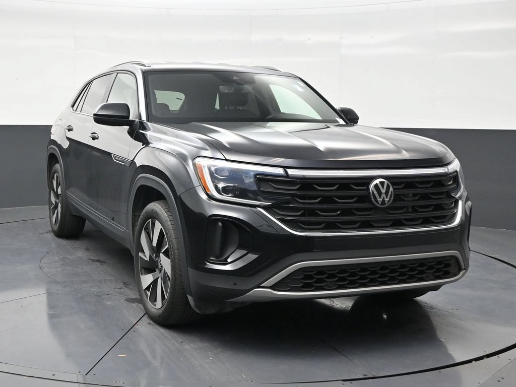 Used 2024 Volkswagen Atlas Cross Sport SE FWD image 7