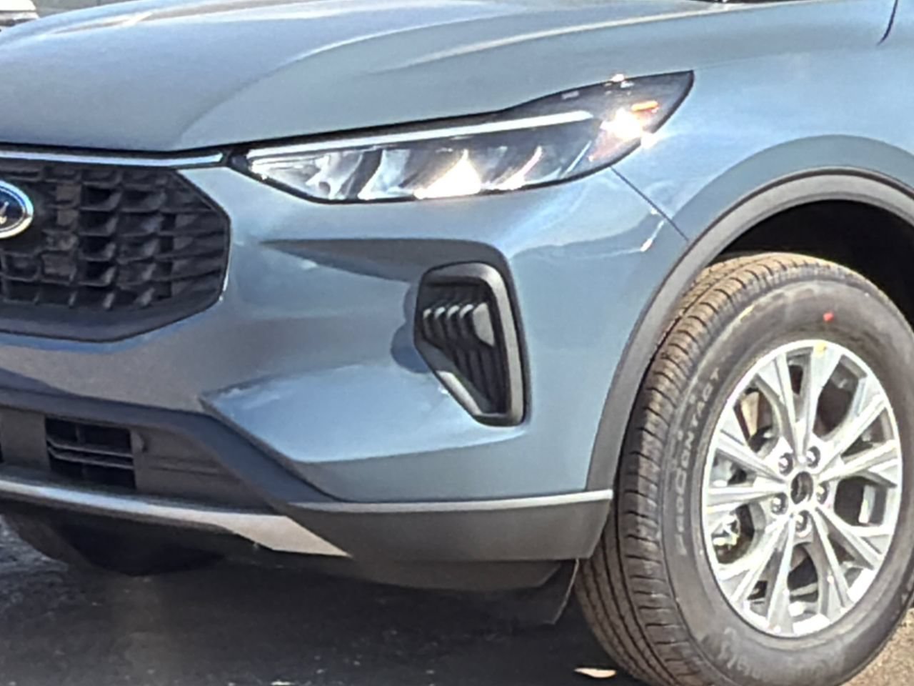 New 2026 Ford Escape Active w/ Tech Pack #1 AWD/4WD image 2