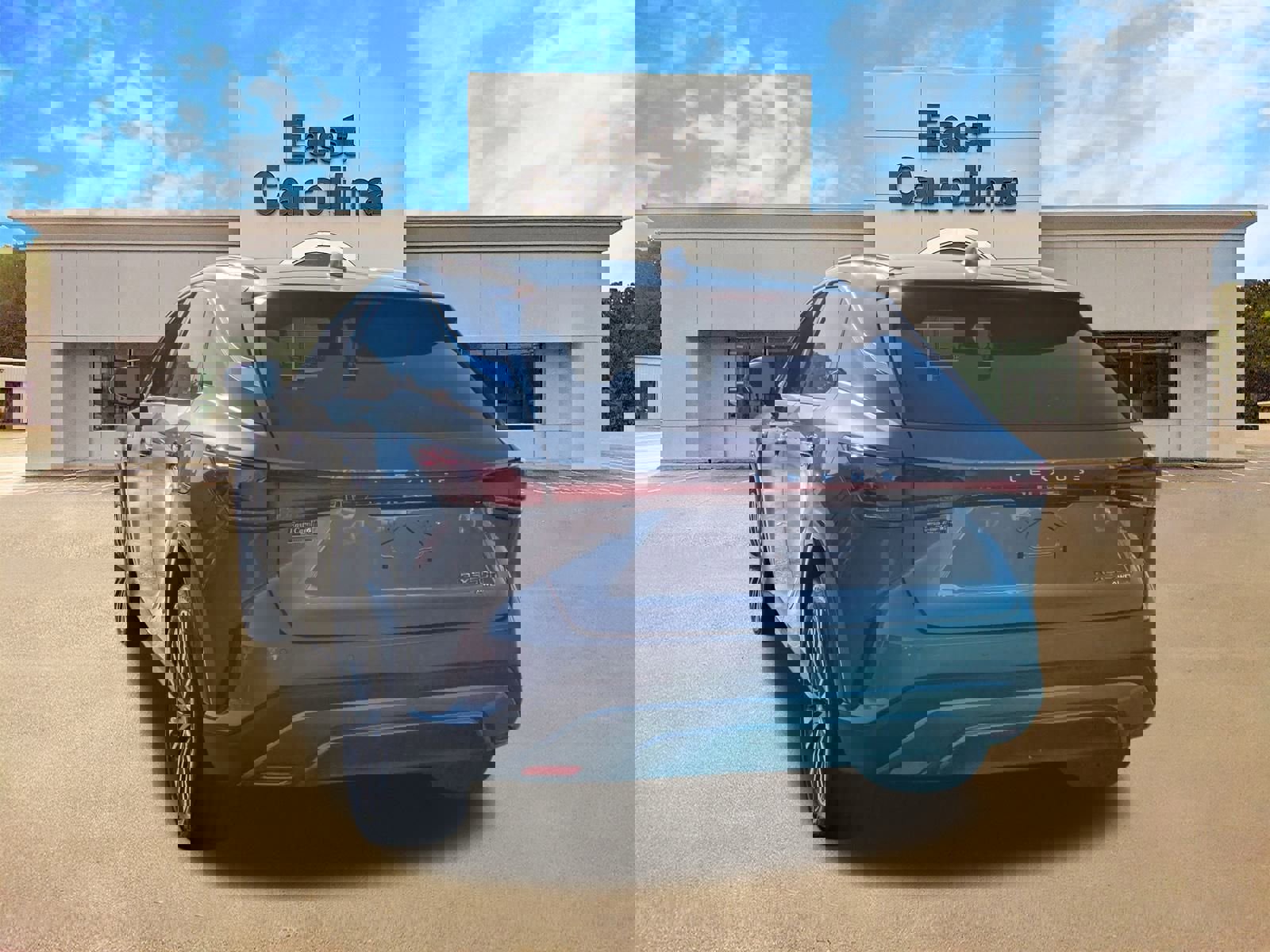 Used 2023 Lexus RX 350h image 5