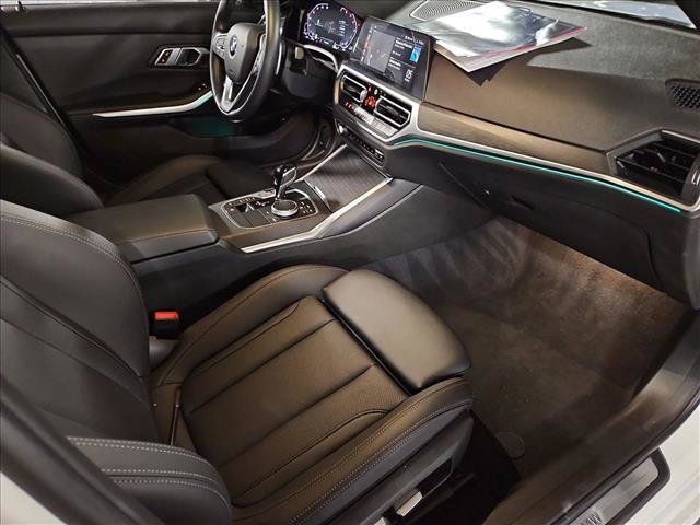 Used 2022 BMW 330i Sedan w/ Driving Assistance Package RWD image 23