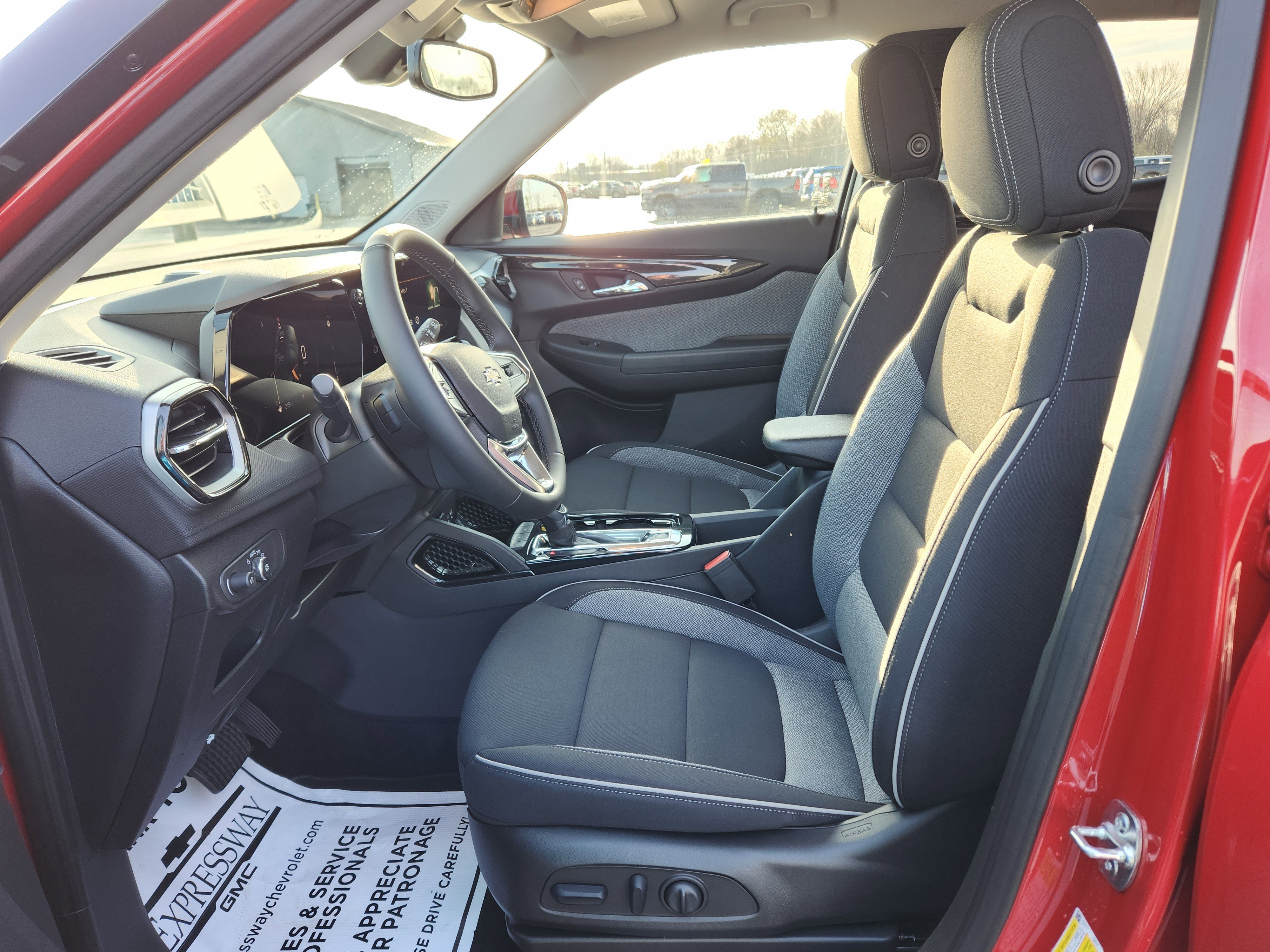 New 2026 Chevrolet TrailBlazer LT w/ Convenience Package image 9