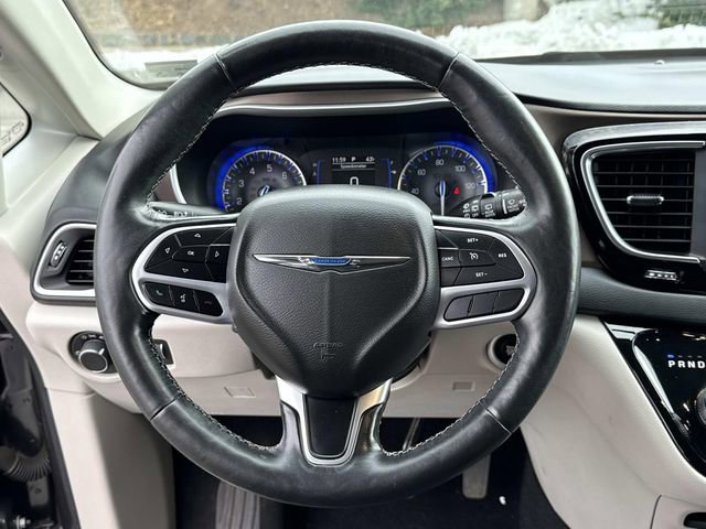 Used 2020 Chrysler Voyager LX w/ Cold Weather Group image 15