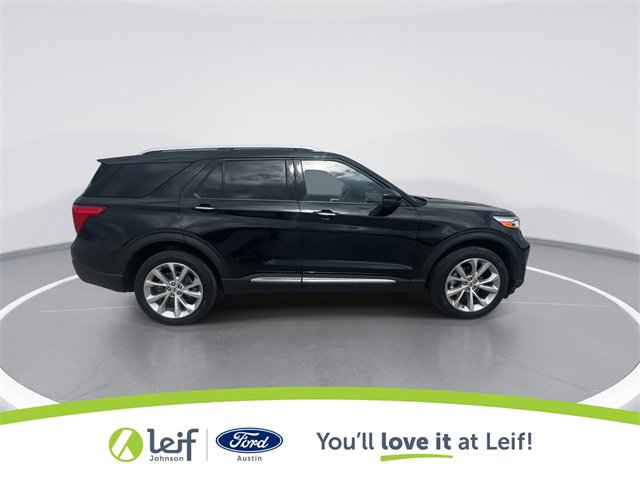 Used 2023 Ford Explorer Platinum w/ Technology Package image 12