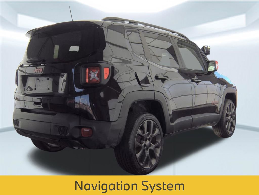 Used 2023 Jeep Renegade Latitude w/ Sun/Sound Group image 2