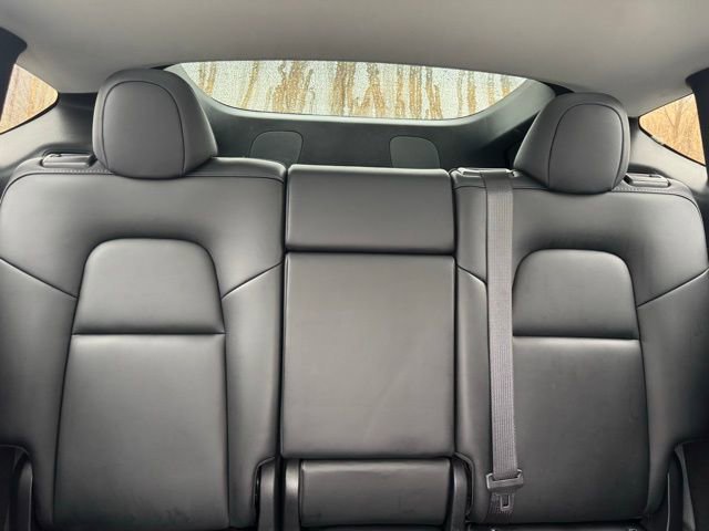 Used 2023 Tesla Model Y Long Range image 18