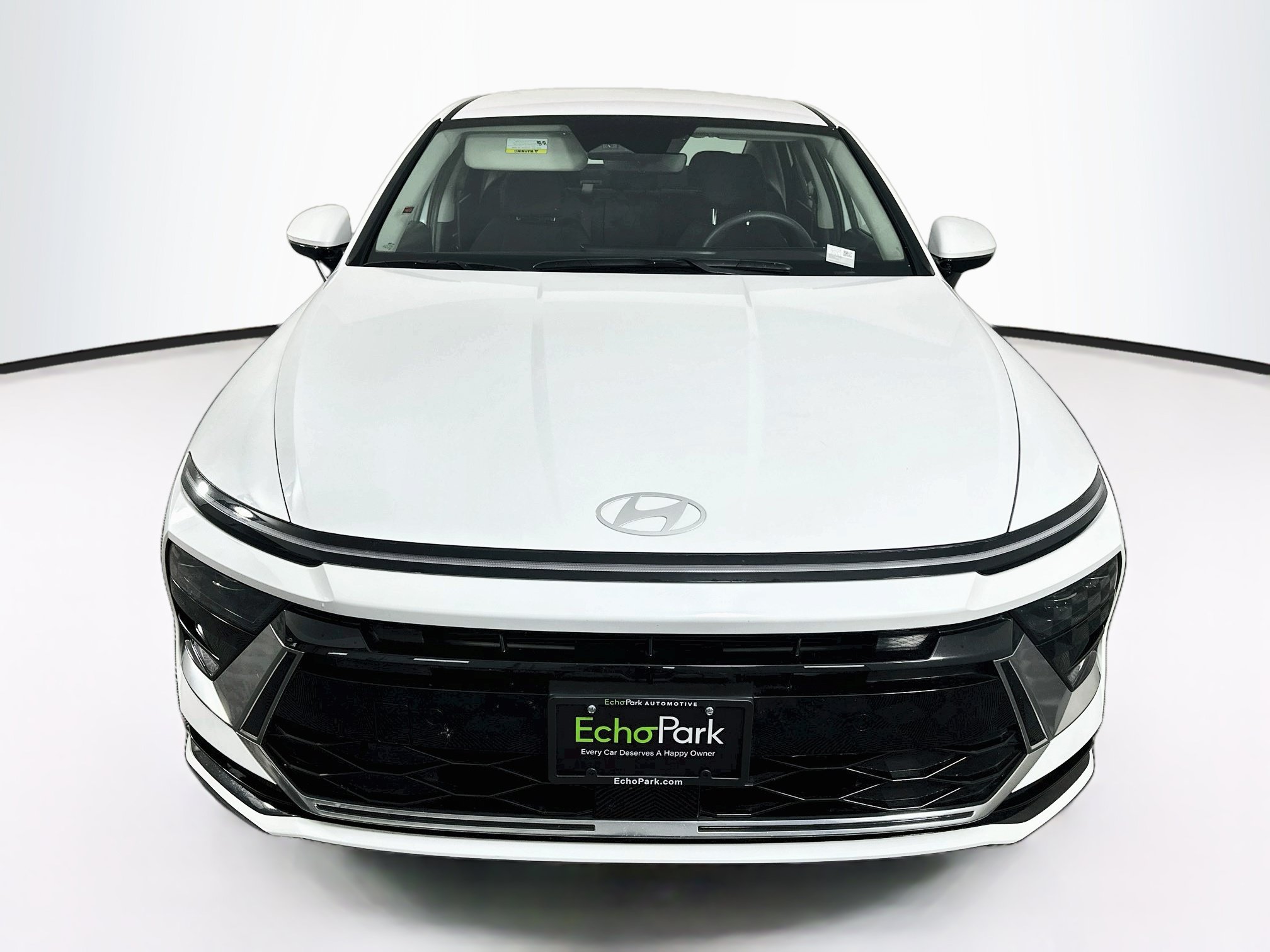Used 2025 Hyundai Sonata SEL FWD image 2