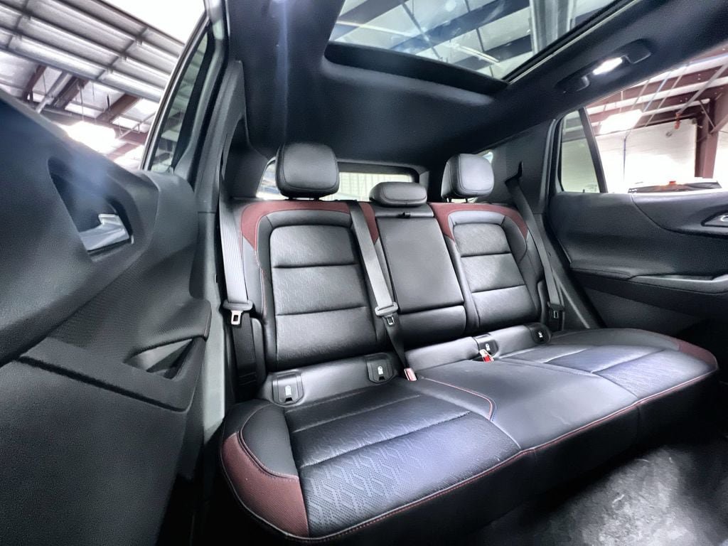 Used 2025 Chevrolet Equinox RS w/ Safety and Technology Package AWD/4WD image 22