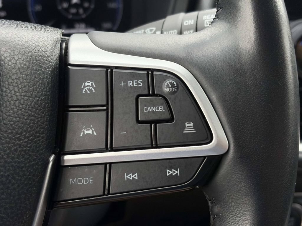Used 2024 Toyota Grand Highlander FWD image 32