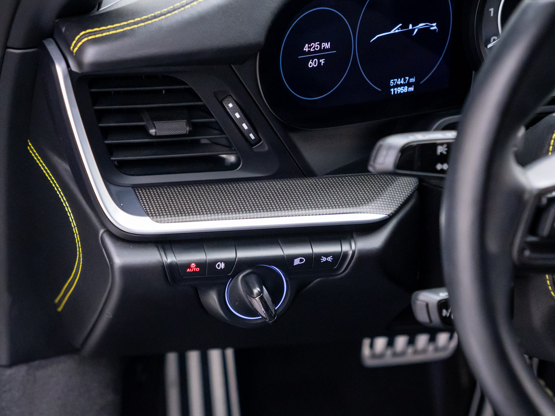 Certified 2022 Porsche 911 Turbo S AWD/4WD image 19