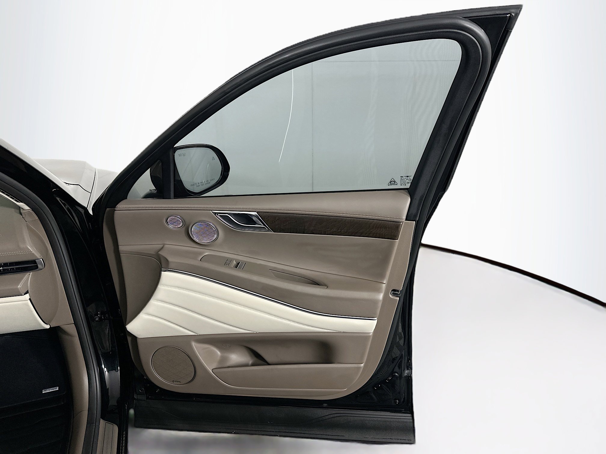 Used 2024 Genesis GV80 3.5T w/ Advanced Package image 35