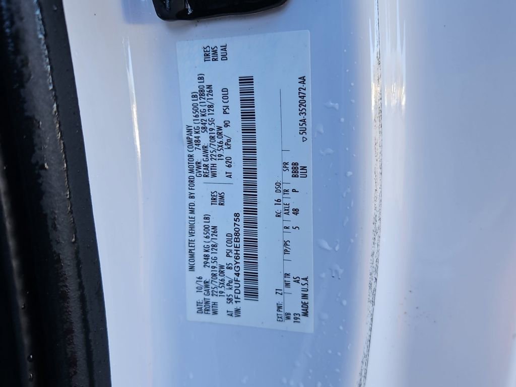 Used 2017 Ford F450 XL w/ Power Equipment Group image 17