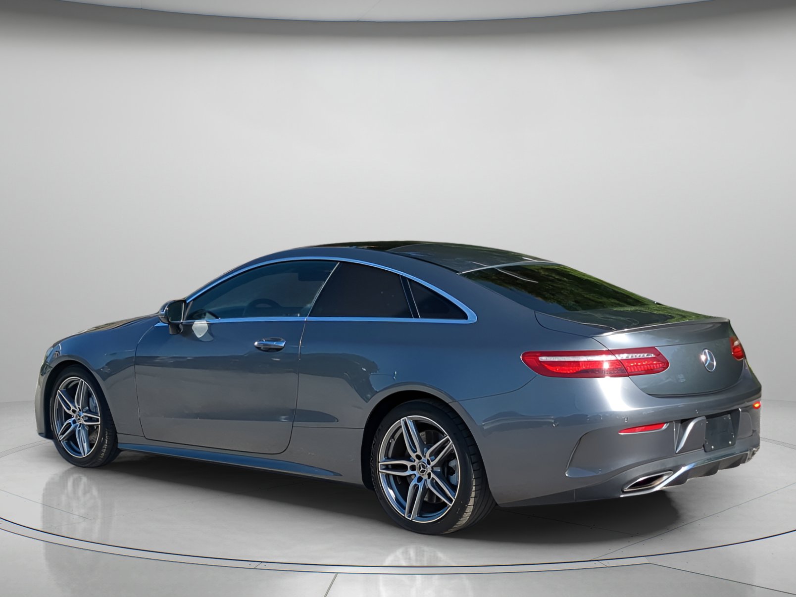 Used 2018 Mercedes-Benz E 400 Coupe image 42