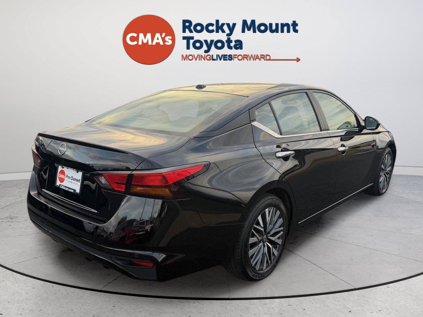 Used 2025 Nissan Altima 2.5 SV FWD image 5