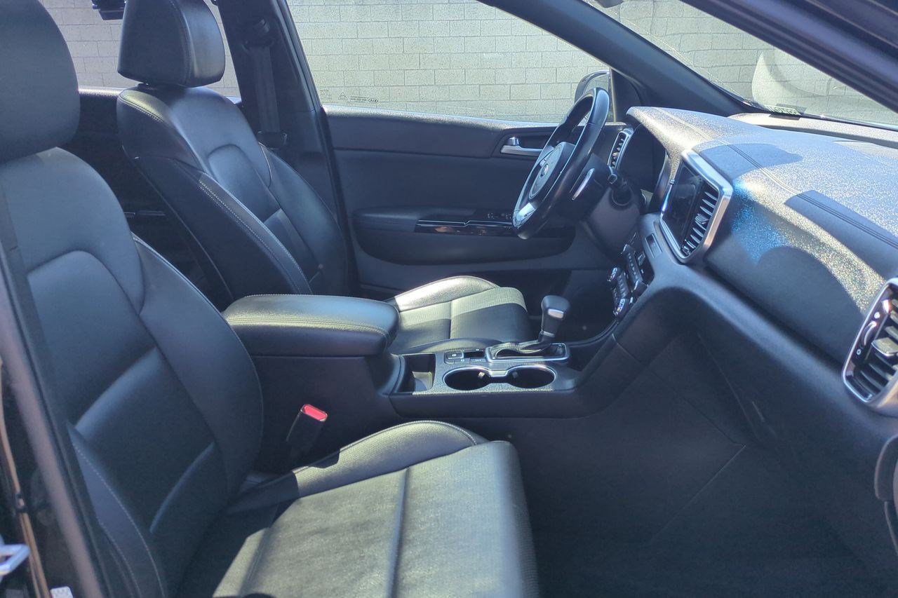 Used 2020 Kia Sportage S w/ S Premium Package AWD/4WD image 25
