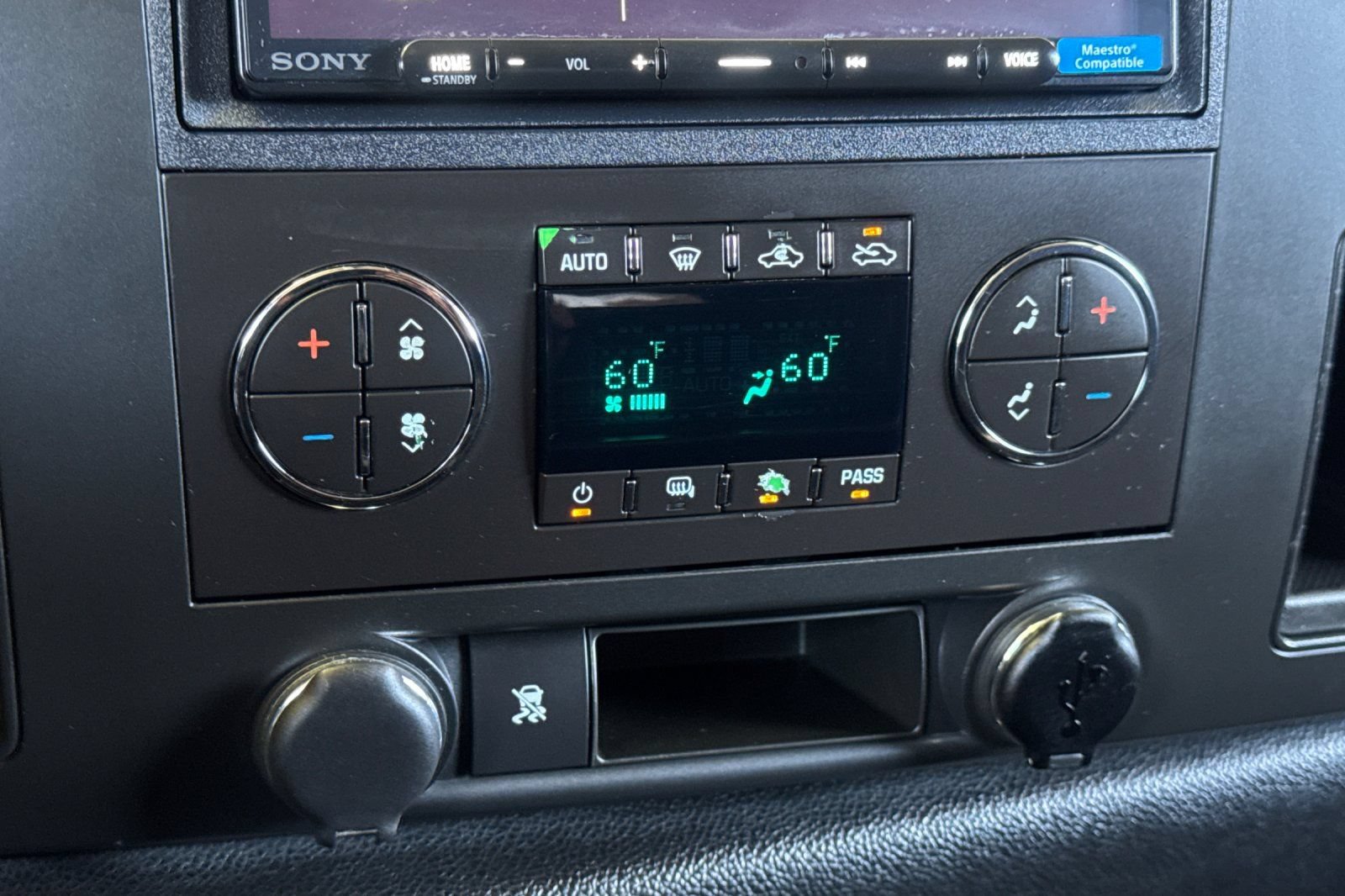 Used 2011 Chevrolet Silverado 1500 LT w/ All-Star Edition RWD image 30