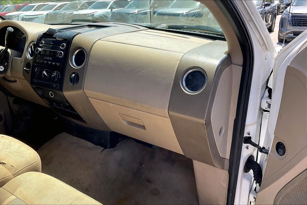 Used 2005 Ford F150 STX RWD image 18