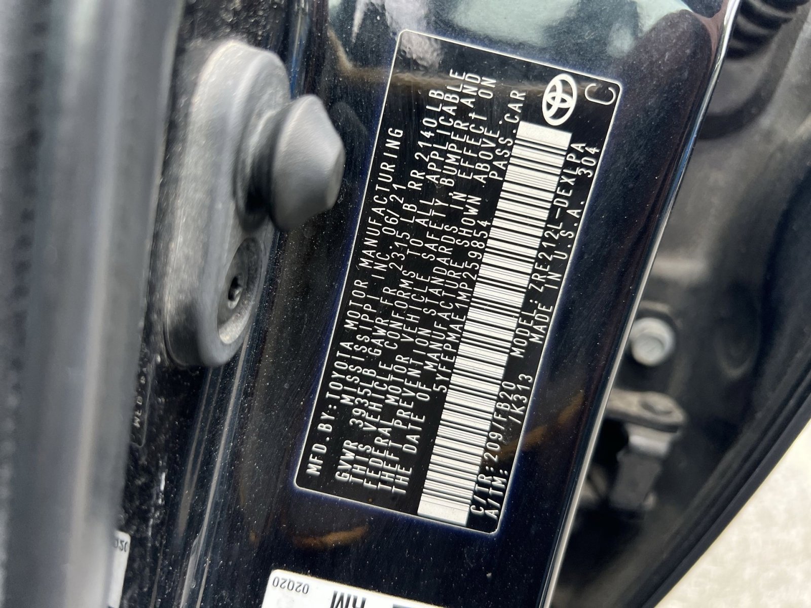 Used 2021 Toyota Corolla LE FWD image 27