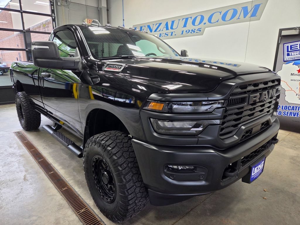 Used 2025 RAM 2500 Tradesman AWD/4WD image 3