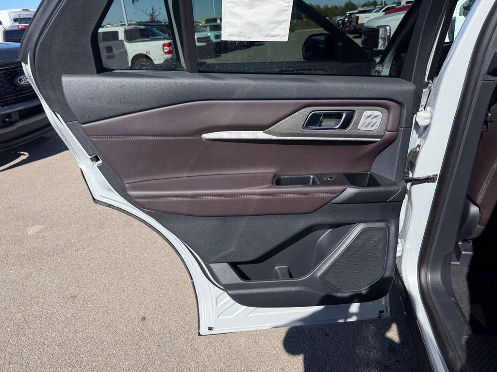 New 2026 Ford Explorer Platinum RWD image 13