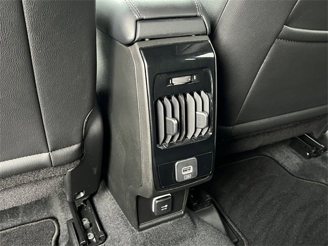 New 2025 Jeep Compass Limited image 32