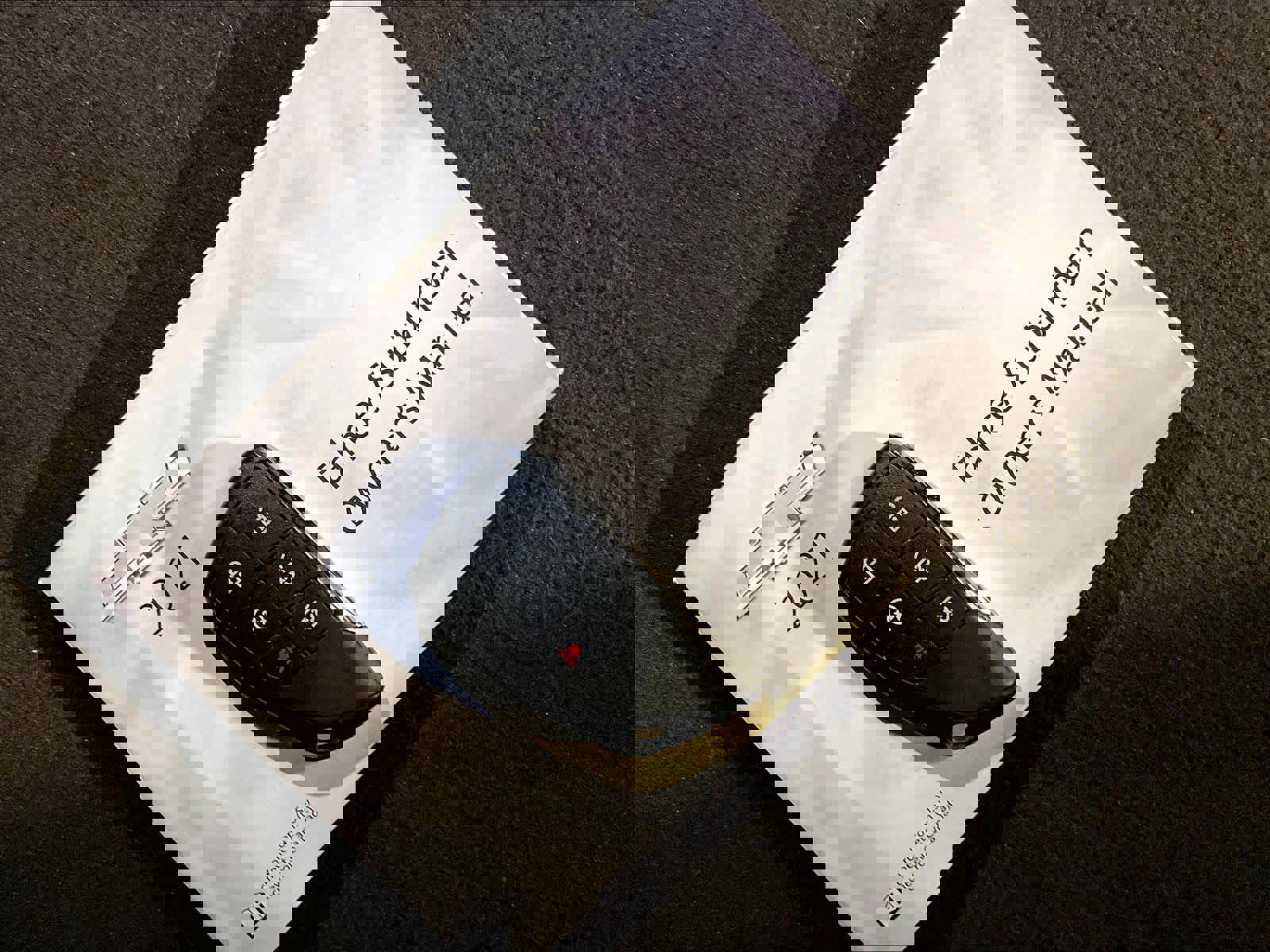 Used 2021 Chevrolet Tahoe LT w/ LT Signature Package image 32