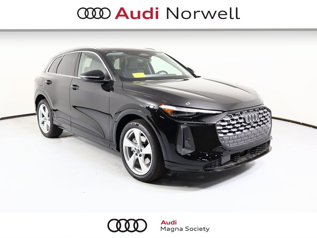 New 2025 Audi Q5 Prestige image 1