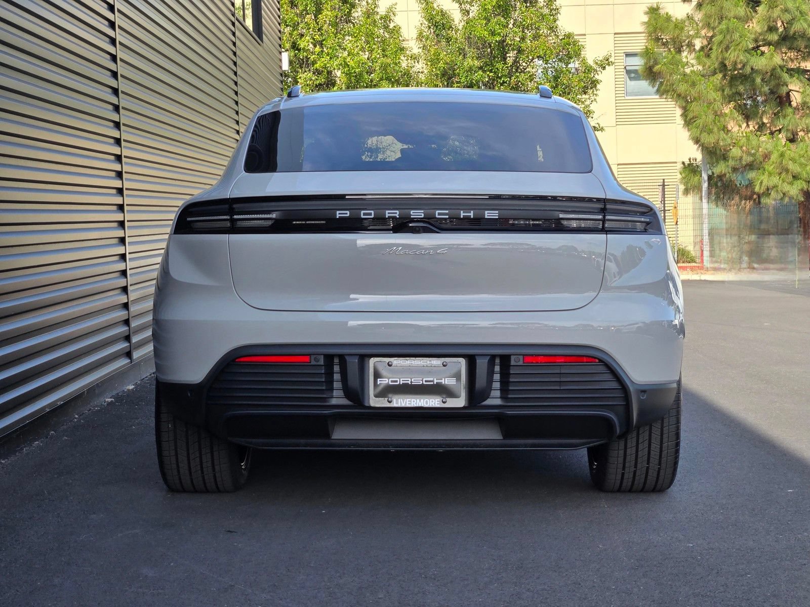 New 2026 Porsche Macan 4 Electric AWD/4WD image 6