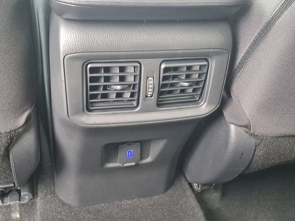 Certified 2023 Toyota RAV4 LE AWD/4WD image 11