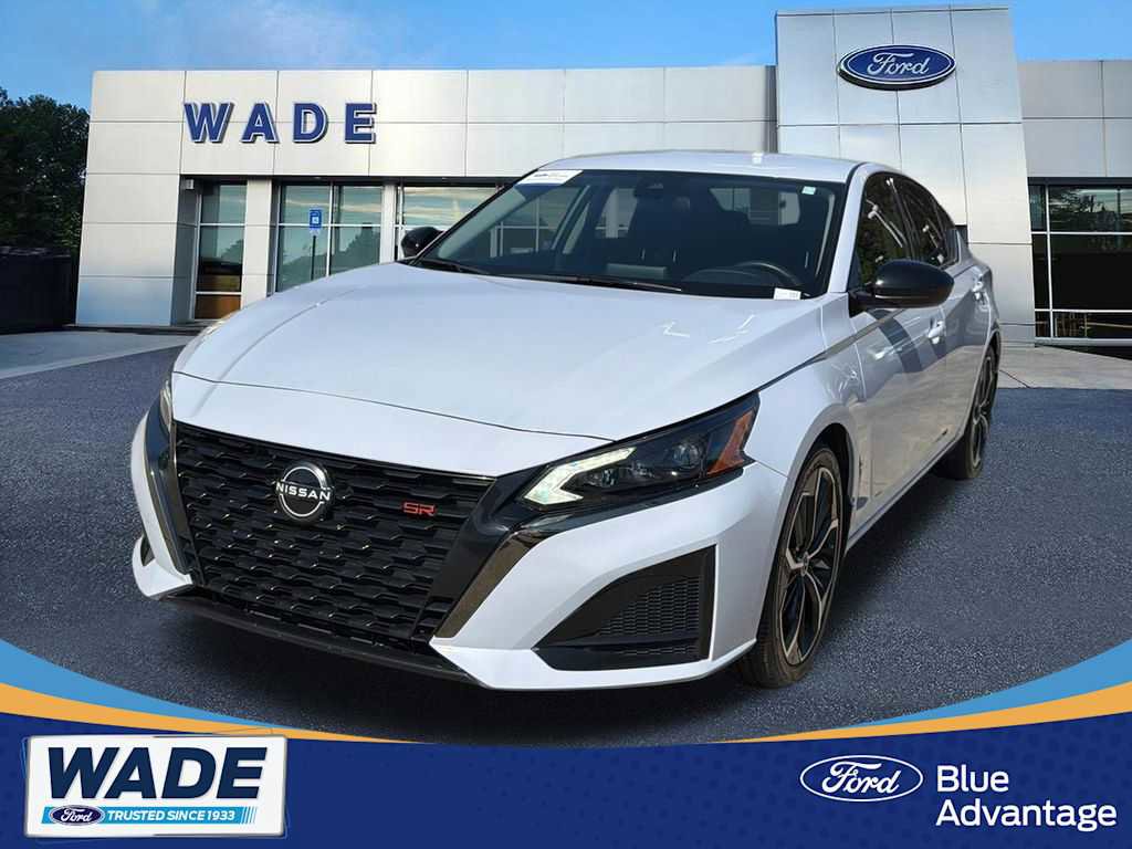 Used 2024 Nissan Altima 2.5 SR