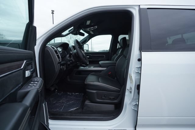 New 2026 RAM 3500 Laramie w/ Night Edition AWD/4WD image 11