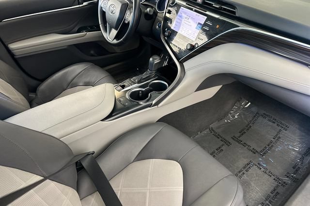Used 2018 Toyota Camry XLE w/ Audio Package FWD image 19