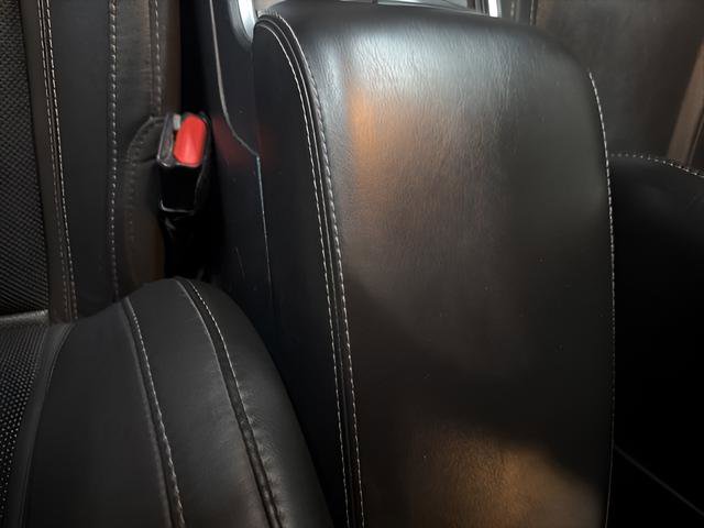 Used 2018 Dodge Charger GT AWD/4WD image 16