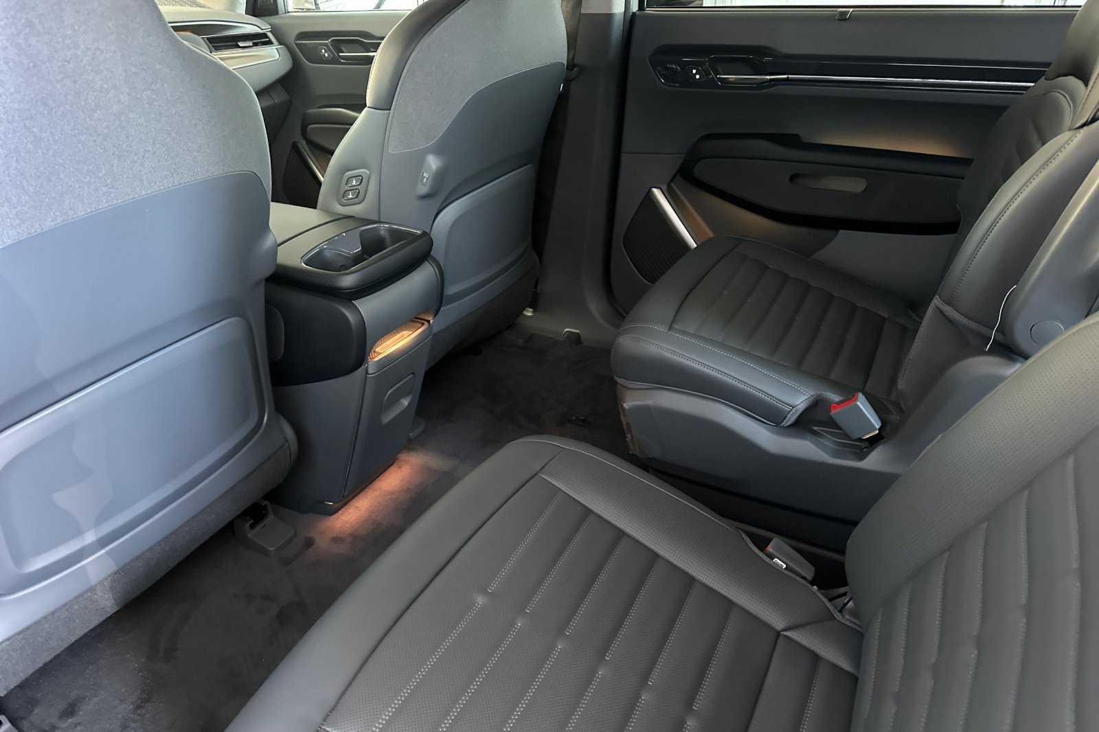 New 2026 Kia EV9 Land AWD/4WD image 12