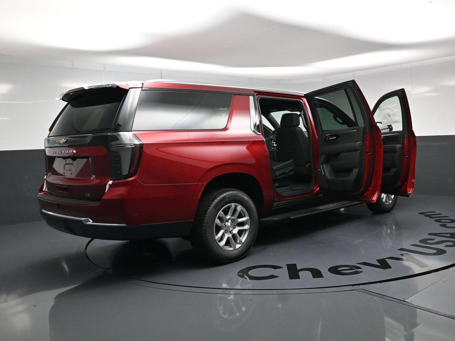 New 2026 Chevrolet Suburban LT w/ Comfort Package AWD/4WD image 27