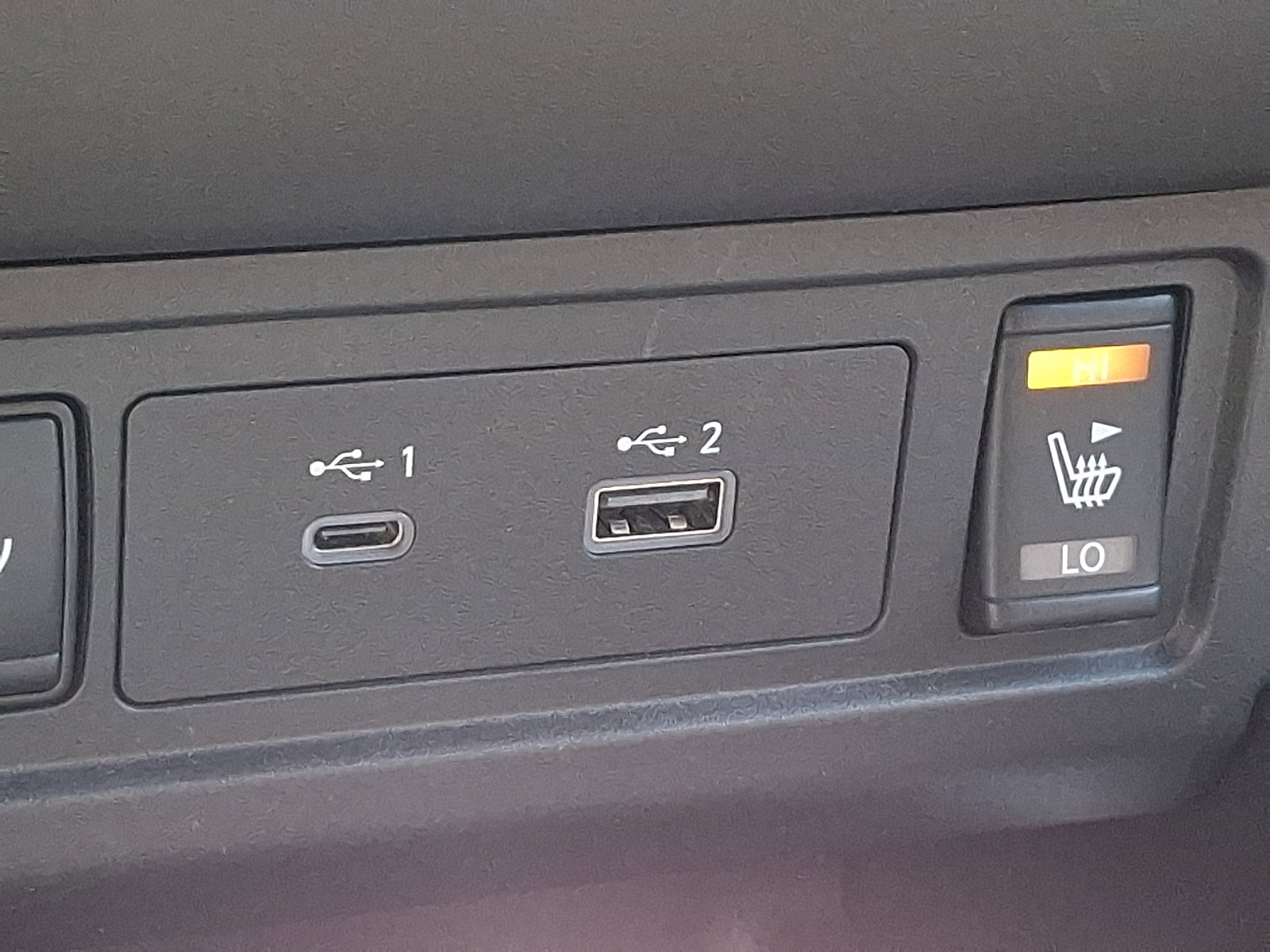 Used 2024 Nissan Frontier SV w/ Technology Package image 25