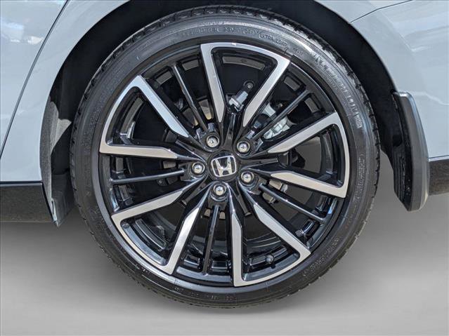 Used 2024 Honda Accord Touring image 10