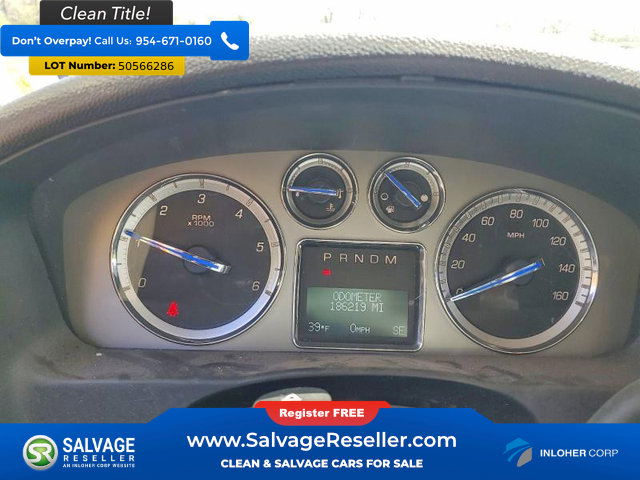 Used 2013 Cadillac Escalade Premium AWD/4WD image 12
