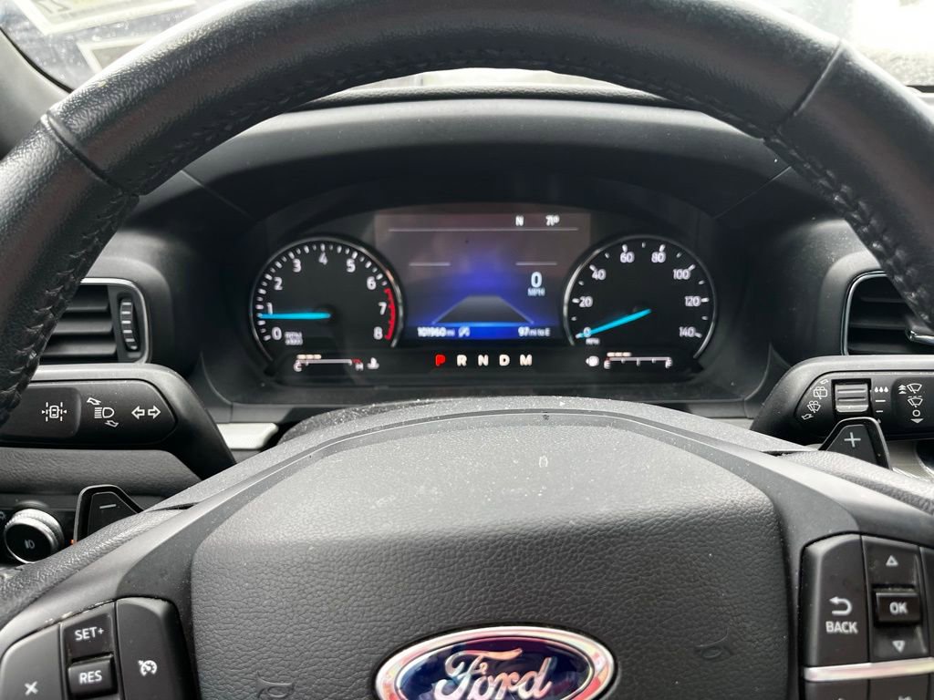 Used 2020 Ford Explorer XLT w/ Equipment Group 202A AWD/4WD image 4